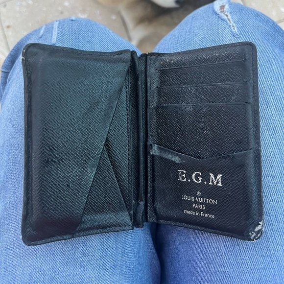 Used Authentic Louis Vuitton Mens Wallet - Picture 2 of 4